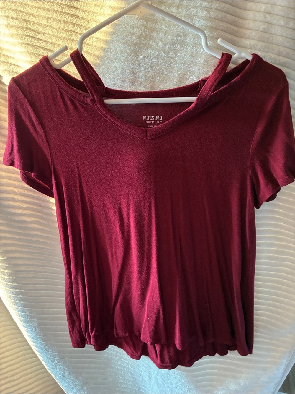 Wine Short Sleeve V-Neck Top